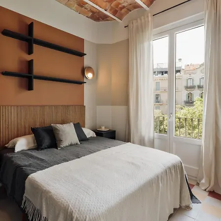 Indiana - 2 Bedrooms, Office And Balcony In Eixample Dreta