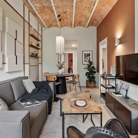 Indiana - 2 Bedrooms, Office And Balcony In Eixample Dreta Apartment Barcelona